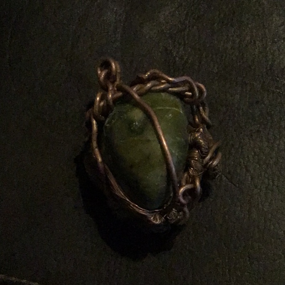Green tree agate pendent only